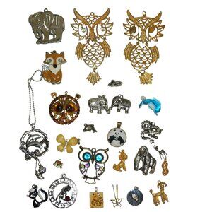 Owls, Elephants, Skunk, Gorilla, Dolphin, Fox. Poddle & More Pendants Lot Of 26